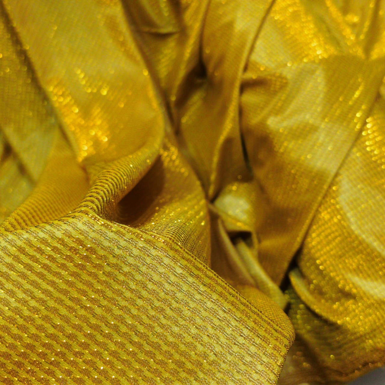 金银线布金葱网布五彩线布网眼布弹力闪光布网格网布大有光网红布