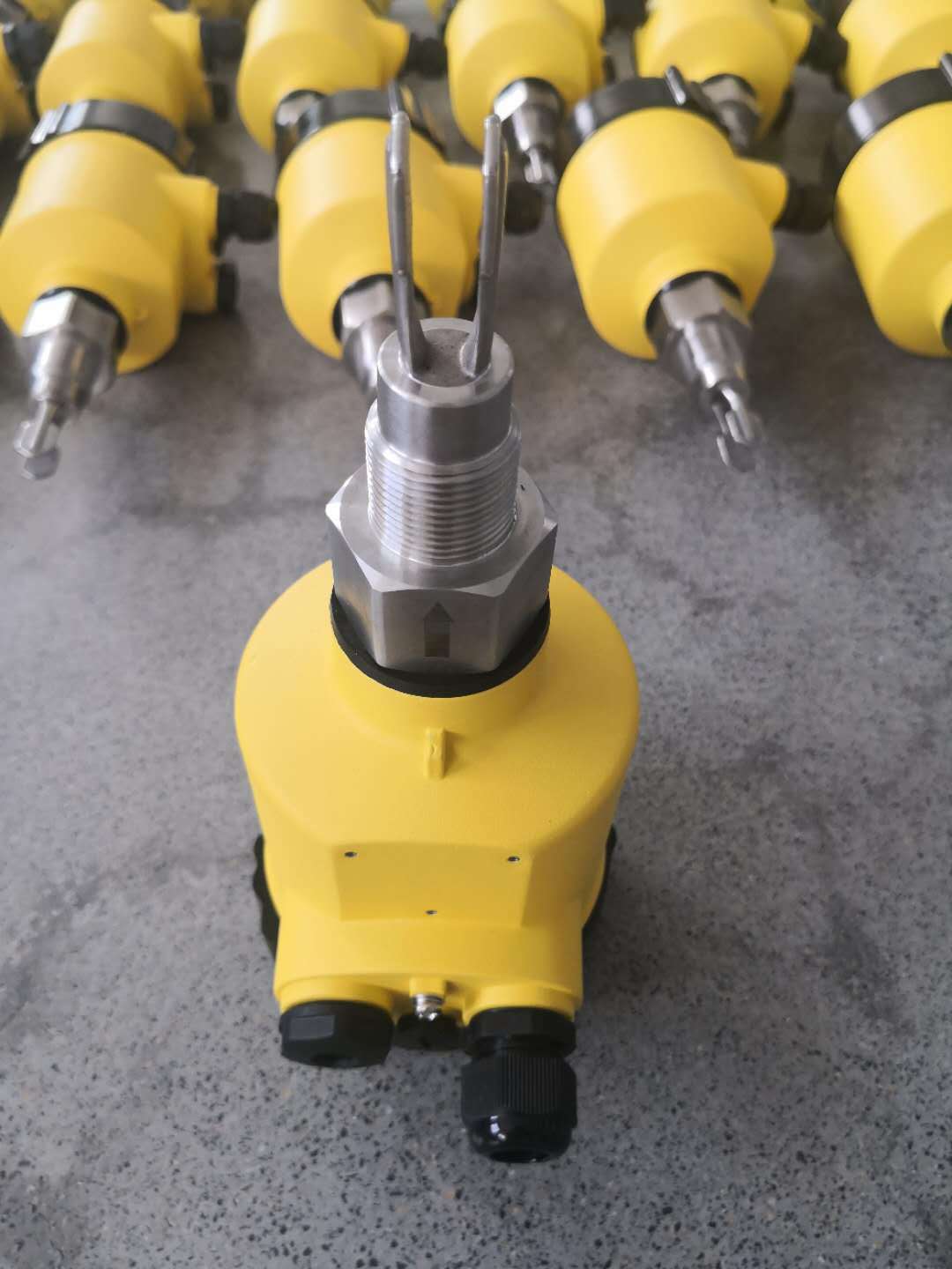 厂家直销 小叉体 音叉液位开关 糖浆等液体专用