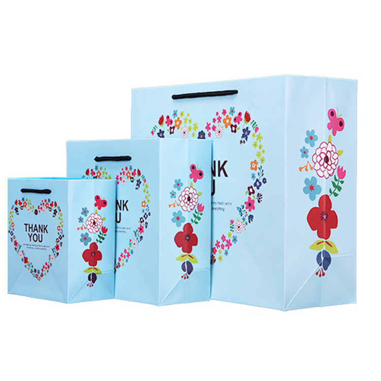 Bolso de niña de abanico, mini bolsa de regalo portátil de alto valor, bolsa de papel para ropa, bolsa de papel, bolsa de regalo, bolsa de papel blanca