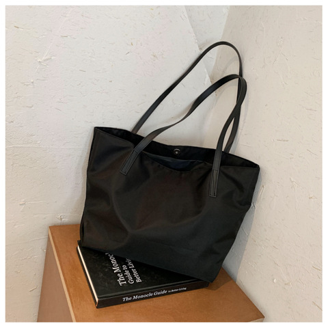 Simple Large Capacity One-shoulder Tote Bag display picture 30