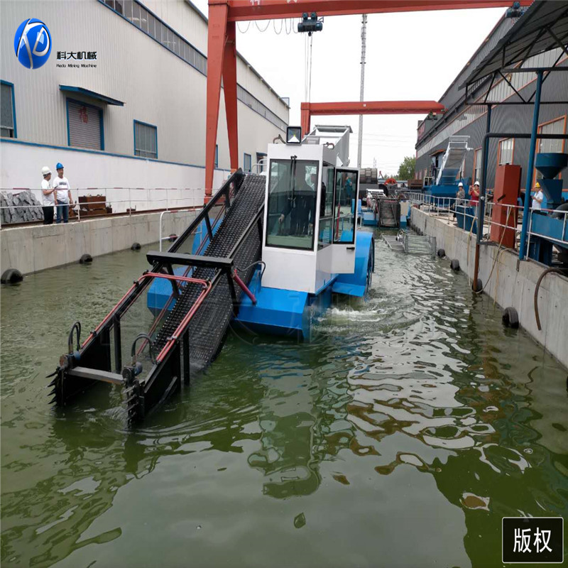 湖北荆州水花生收割打捞船 水电站清漂船 水草收割机械多功能