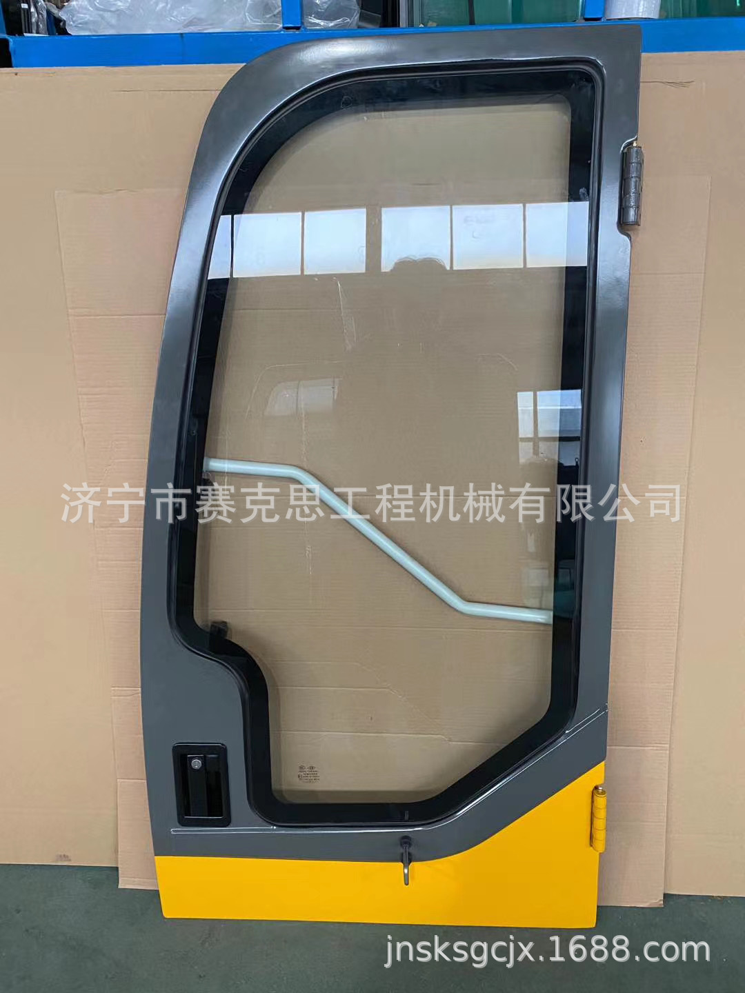 适用于山东临工SDLG6060老款挖掘机驾驶室车门