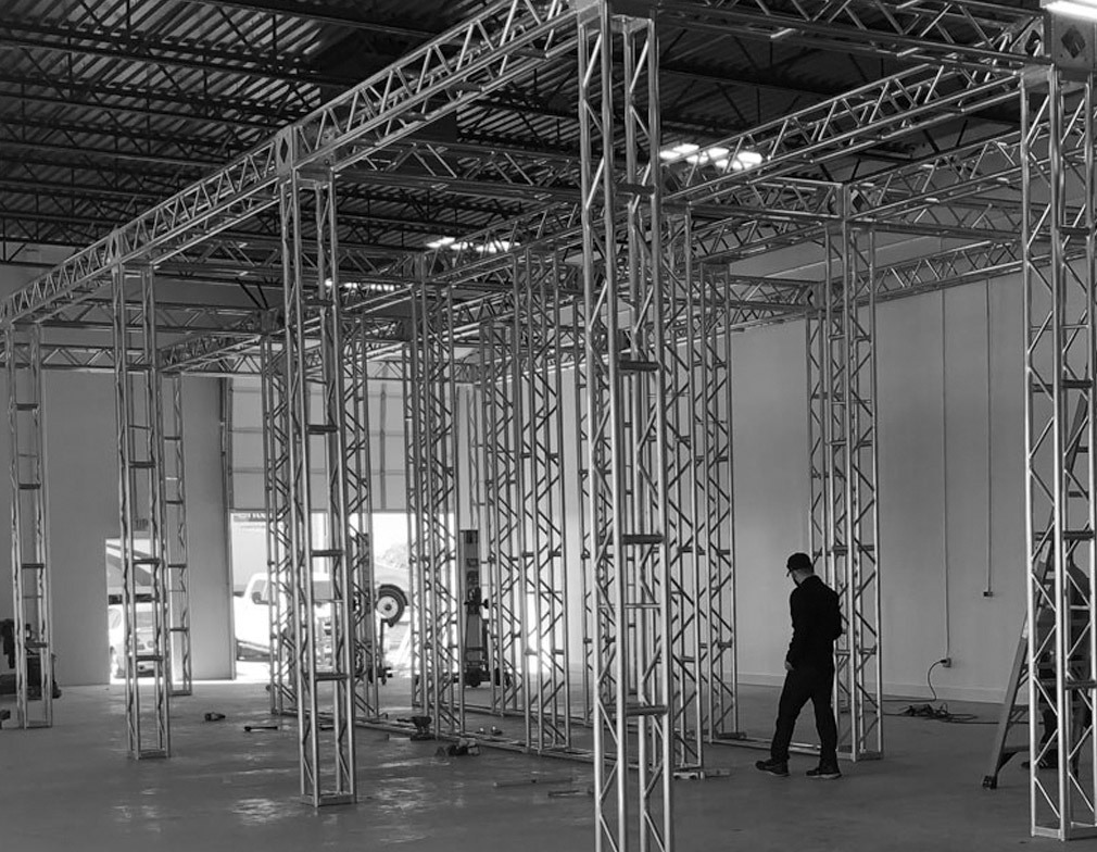 创笙美国custom款铝合金管材桁架 铝合金商演舞台厂家直销螺丝架