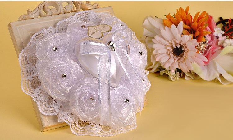 跨境新品欧美蕾丝玫瑰蝴蝶结戒枕新娘婚礼钻石爱心戒托戒指盒批发详情图18