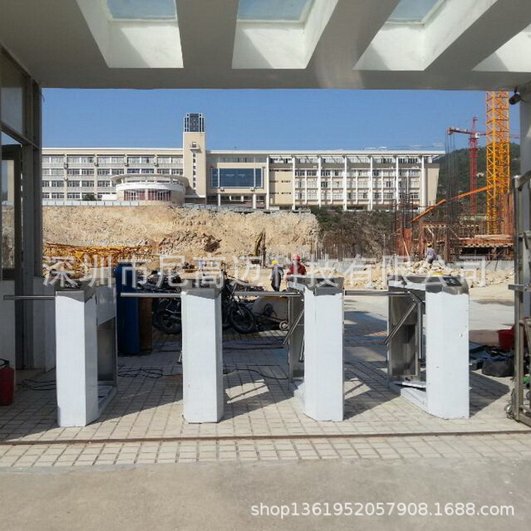 工地平安卡打卡三辊闸 佛山三辊闸生产厂家 尼高迈正品三滚闸机