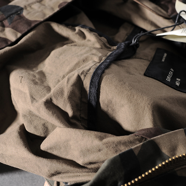 A48 autumn and winter new foreign trade original single-base solid color camouflage hooded young men's windcoat jacket jacket 0104 44 A48 autumn and winter new foreign trade original single-base solid color camouflage hooded young men's windcoat jacket jacket 0104 44