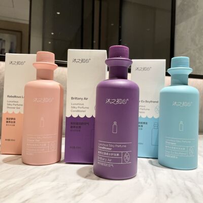 沐之初心网红款奢养香水洗发水护发素沐浴露套装清爽去屑持久留香|ru