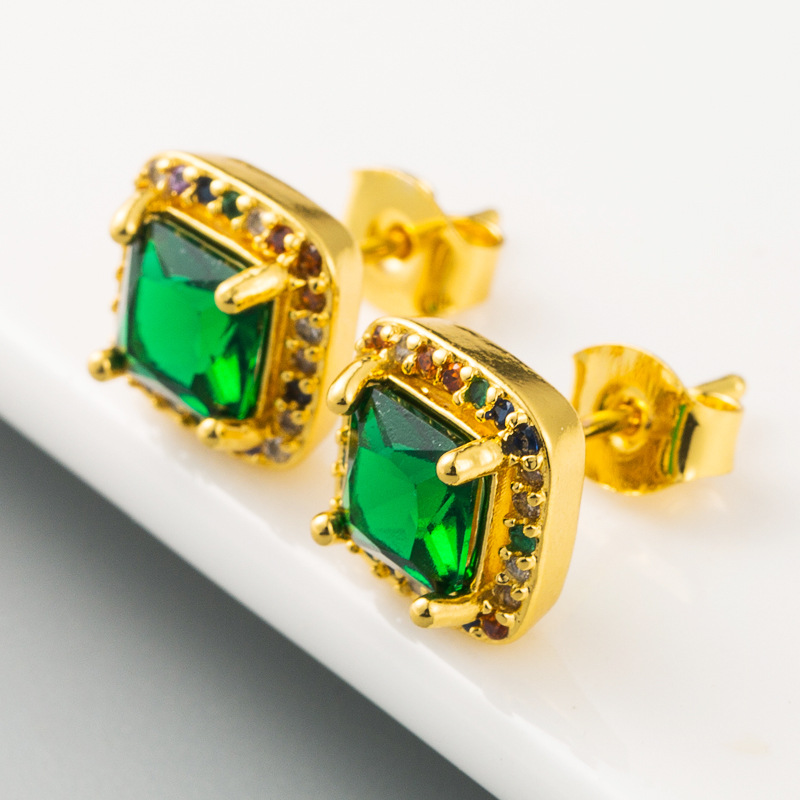 Retro Personality Luxury Emerald Earrings Ladies Brass 18k Gold Plated Micro-set Zircon Earrings Wholesale Nihaojewelry display picture 4