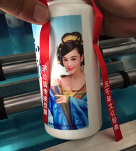 ��ƿUVƽ���ӡ�Clogo���Ʊ��Ӱ��b�д�ӡ�O��A���w��Ϲ޴�ӡ�C