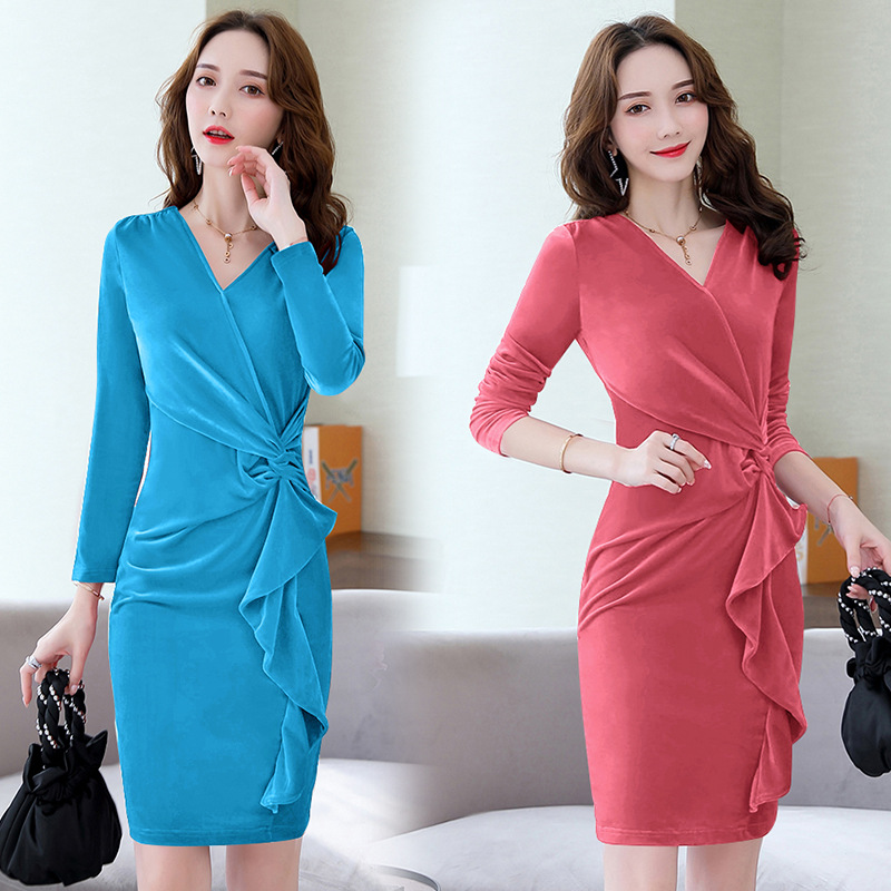 2020秋季大码女装连衣裙韩版修身气质木耳边V领长袖金丝绒连衣裙