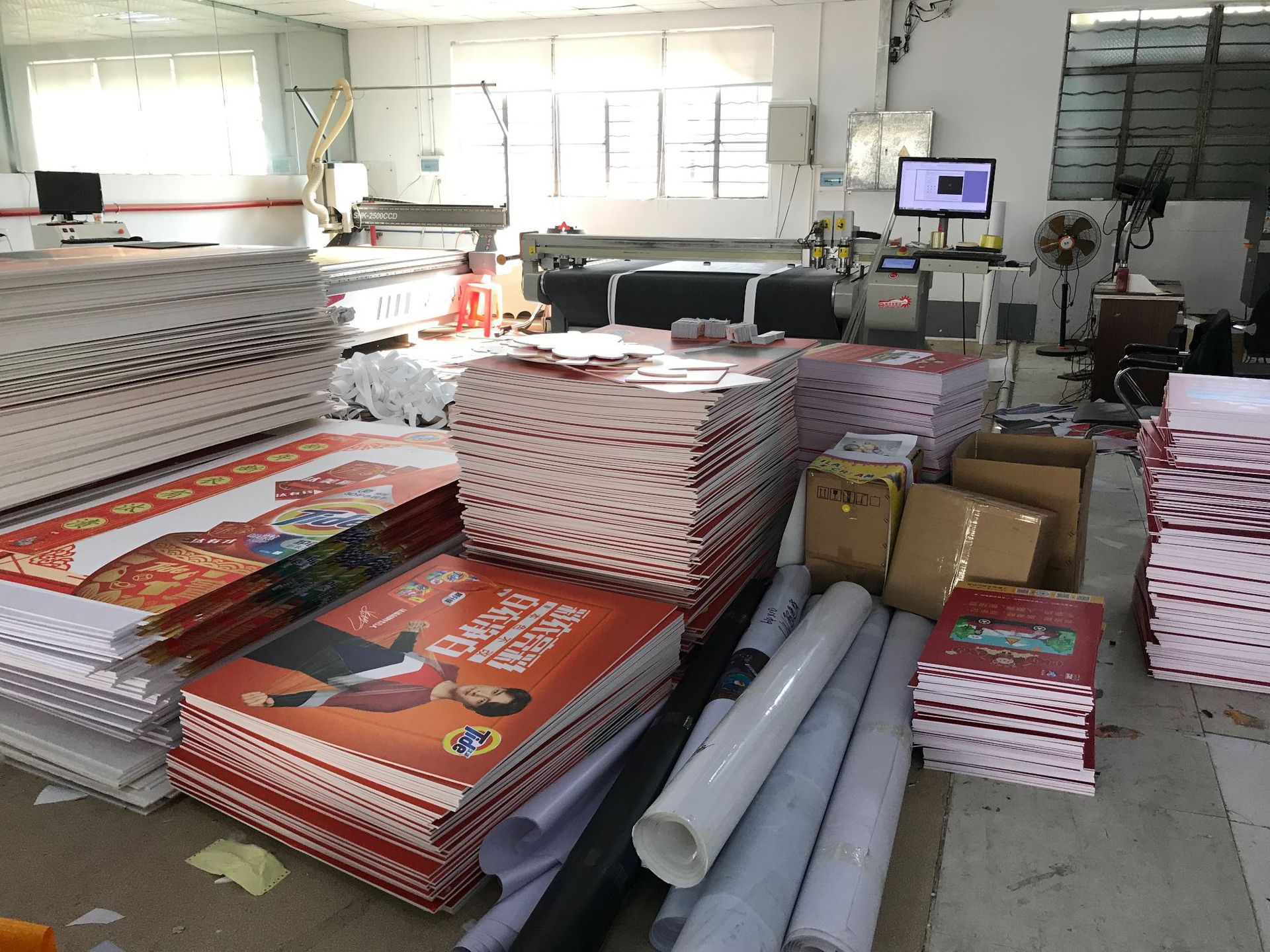 喷绘写真高清背胶画广告板KT 板安迪板背胶板打印广州厂家