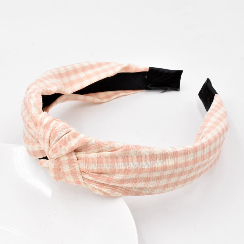 Classic Retro Plaid Fabric Knotted Hair Plaid Headband Wholesale display picture 6