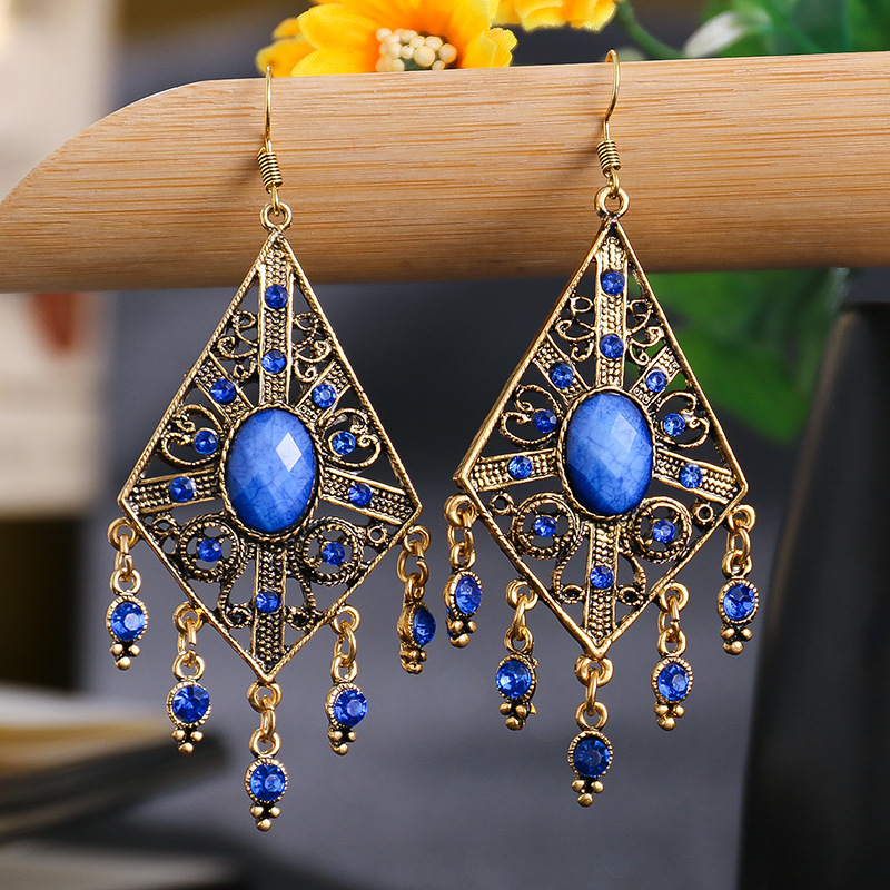 Ethnic Hollow Geometric Diamond Fashion Drop Earrings Wholesale display picture 3