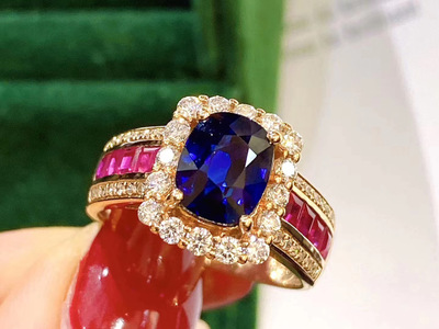 珠寶首飾廠家定制18K金��嵌天然藍寶石戒指女