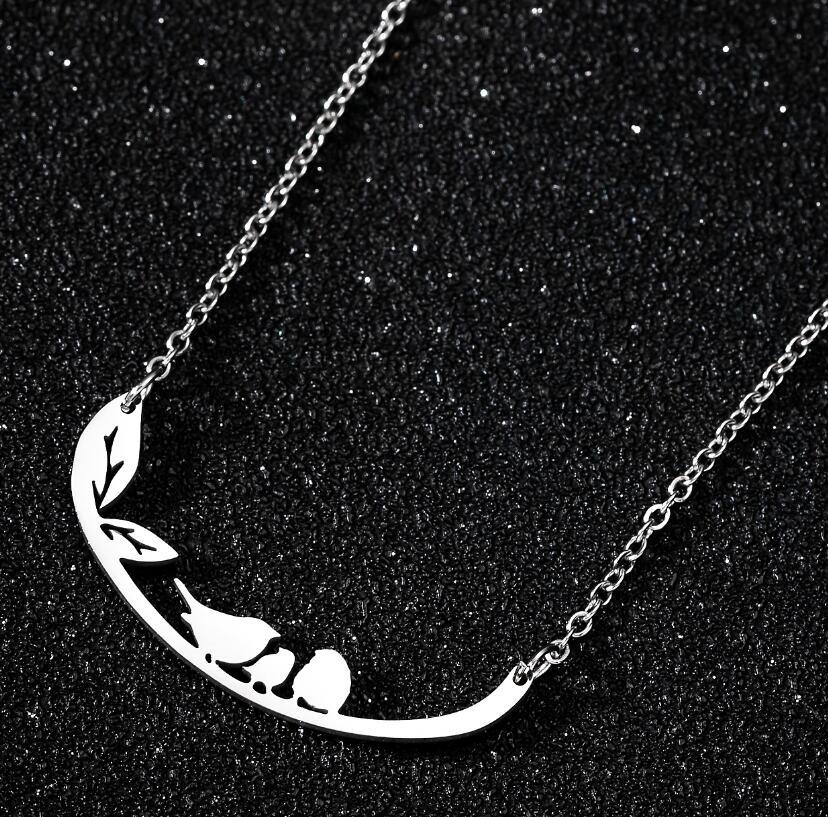 Stainless Steel Fashion Plating Bird Pendant Necklace display picture 6