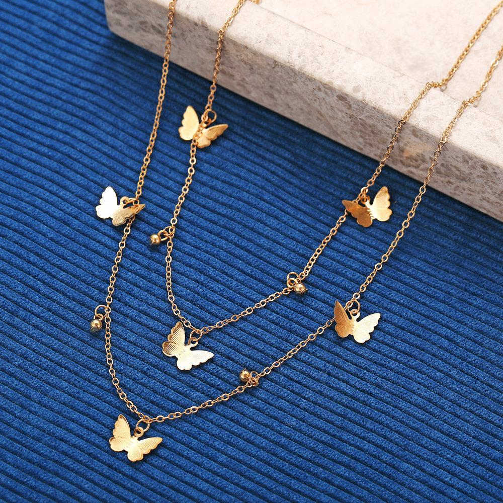 Hot Sale Butterfly Necklace Creative Retro Simple Alloy Metal Multilayer Clavicle Chain Wholesale Nihaojewelry display picture 5