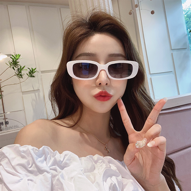 Outdoor Occasion Solid Color Pattern Women'S Gender Fashion Style Fashion Solid Color UV400 Protection Resin Square Full Frame Women's Sunglasses