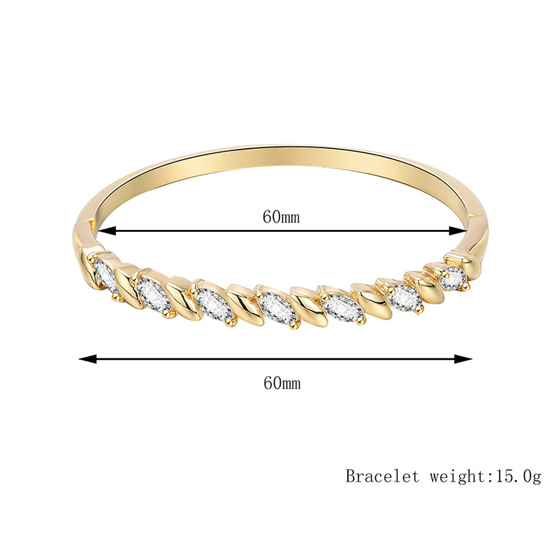 Hot Spot En Gros Mode Nouveau Alliage Bracelet Personnalité Simple Zircon Micro-incrusté Bracelet En Gros Nihaojewelry display picture 1