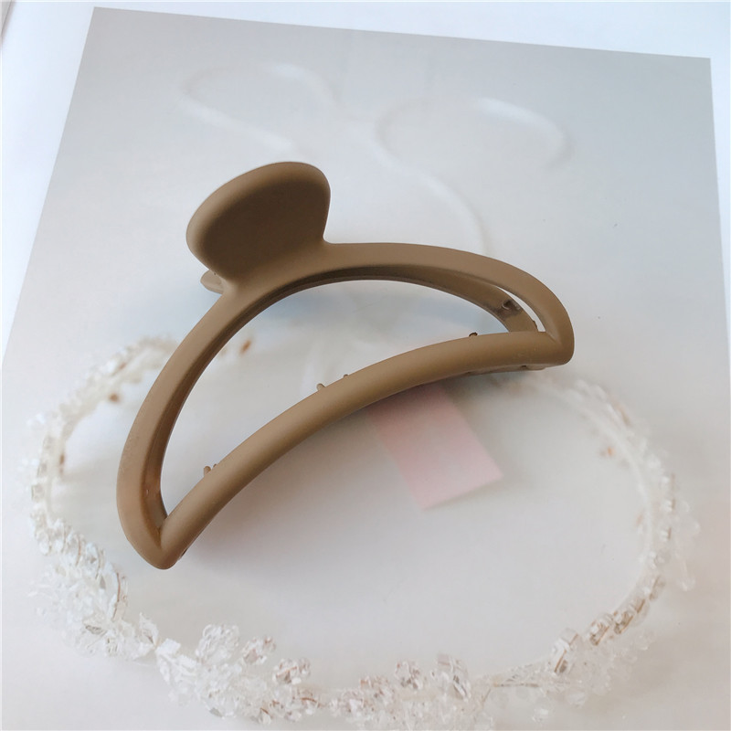 Estilo coreano simple clip de todo partido esmerilado hueco-hacia fuera de la pinza de pelo curvado medio rasguño Cola de Caballo clip de baño horquilla accesorios para el cabello