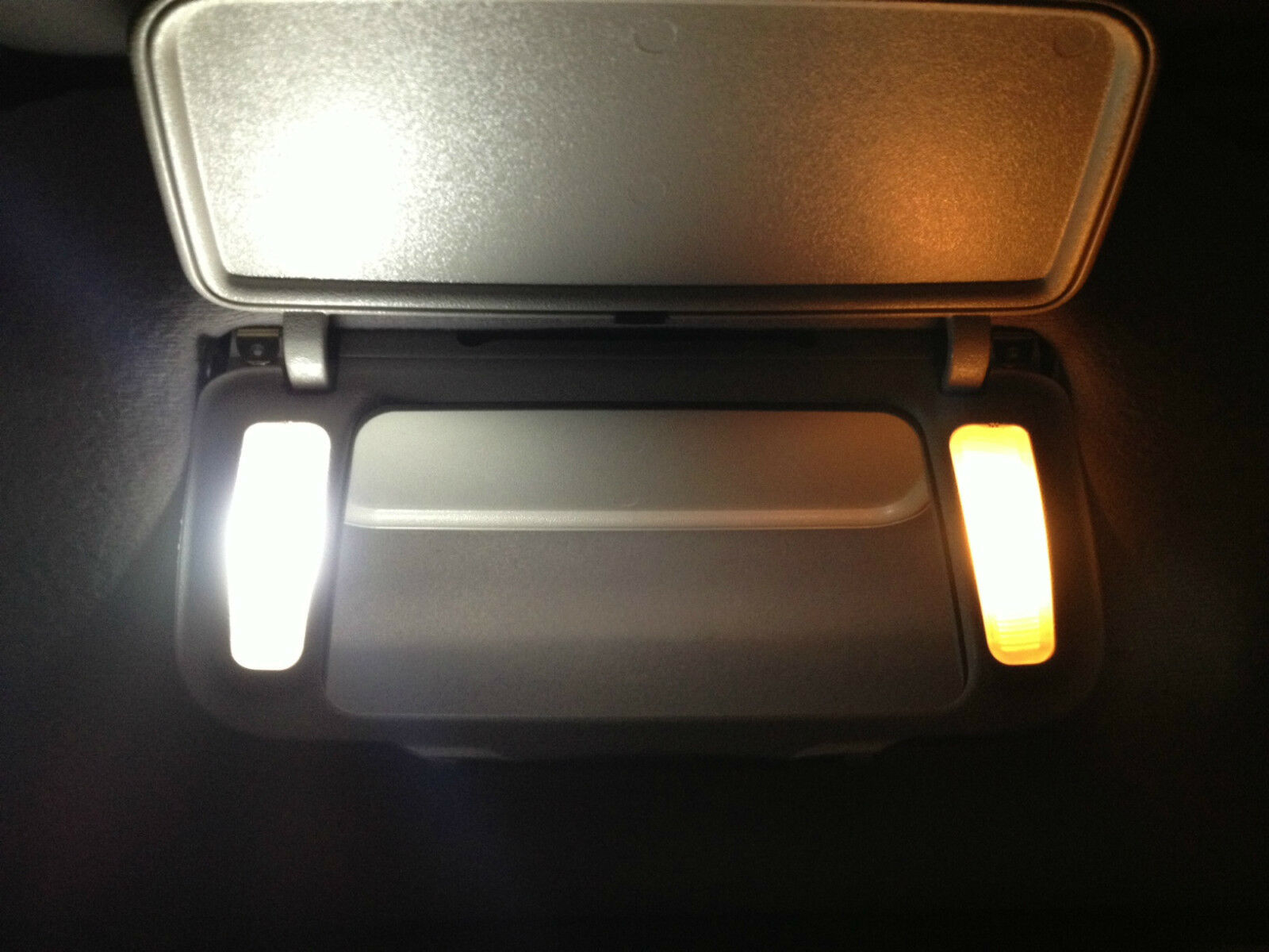 Auto LED luz de lectura B6 - 5050 - 3SMD - 29MM cabeza plana doble punta ST6 luz de techo luz fusible