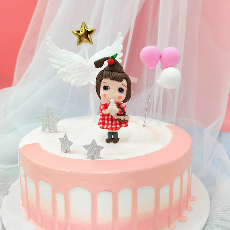 采蘑菇的小女孩蛋糕图.jpg