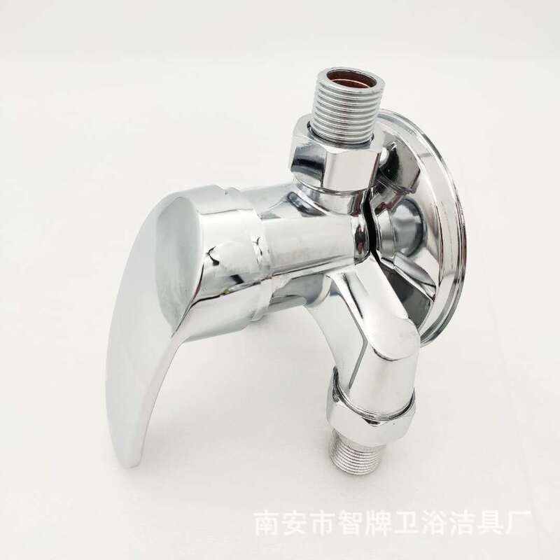 Surface Mounted Mixing Valve Triangular Shower Faucet Ming Pipe Shower Faucet Solar Water Heater Mixing Valve