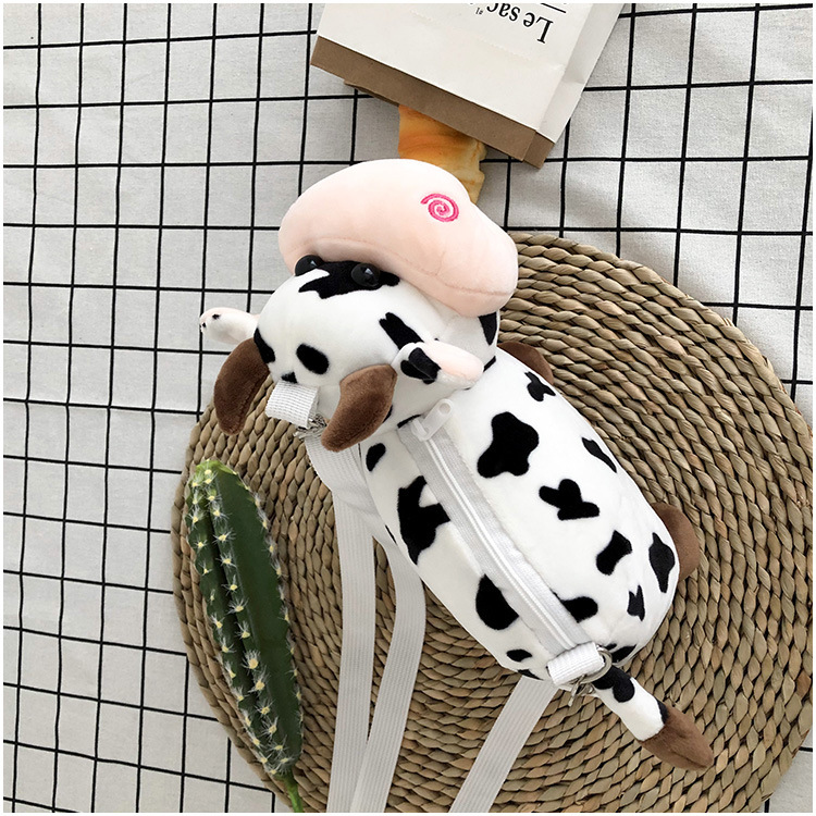 Women's Girl'S Plush Cows Cute Cylindrical Zipper Square Bag display picture 13