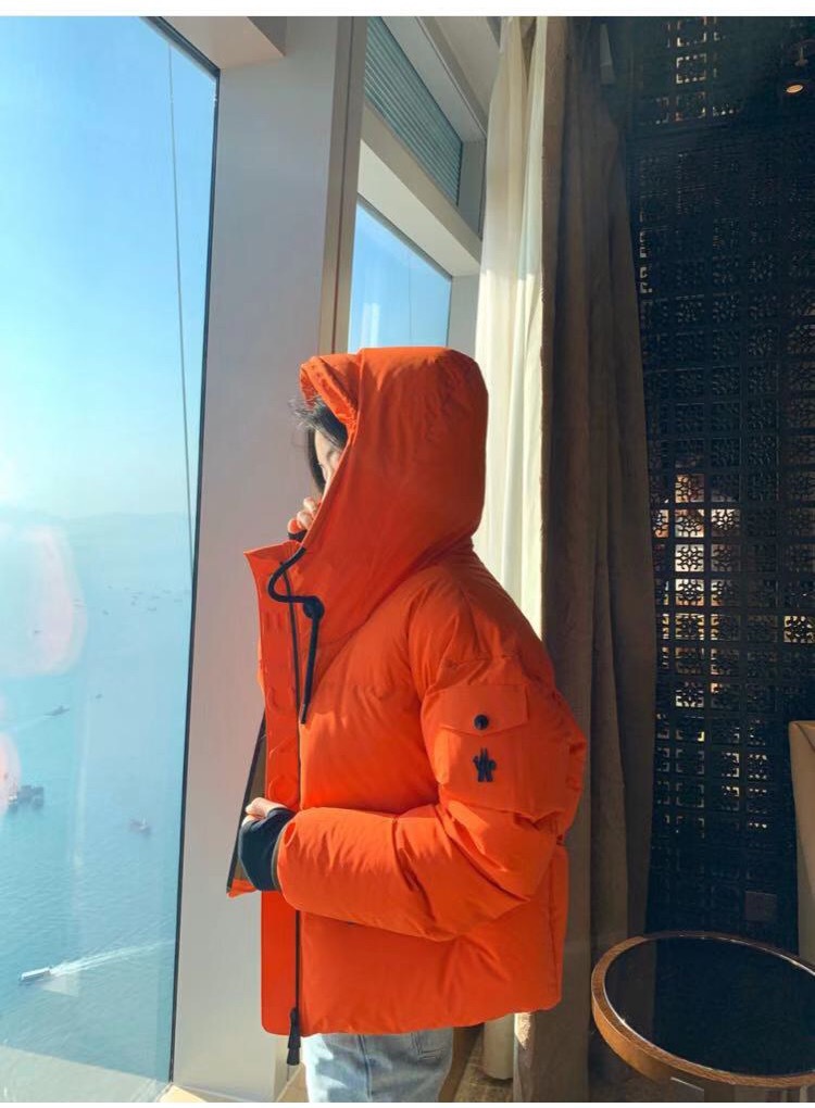 20SS新款冬M家雪地登山短款冲锋户外加厚长袖桔色羽绒服