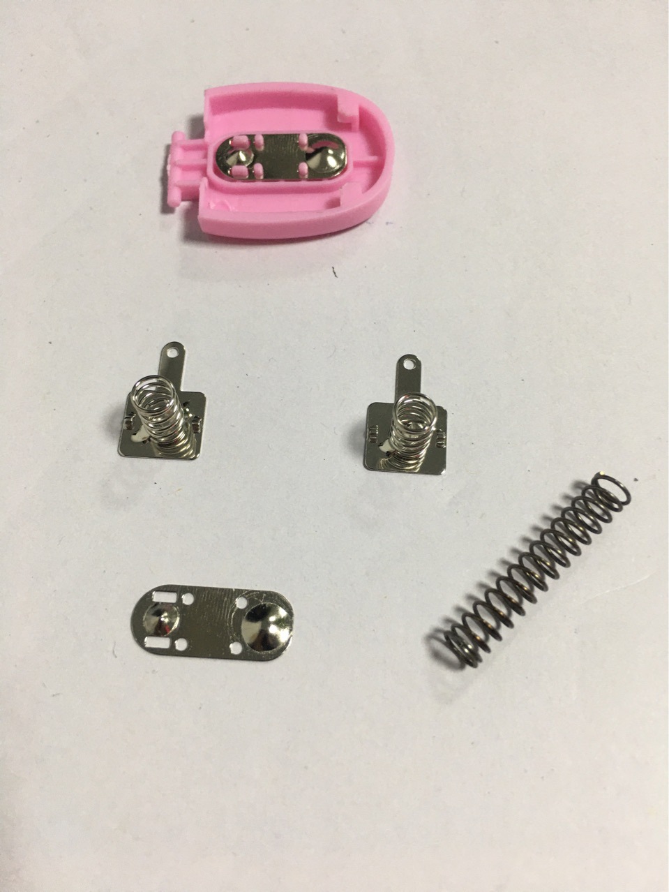 5号7号电池片电池扣弹片电池片测额温枪测体温枪五金配件加工生产