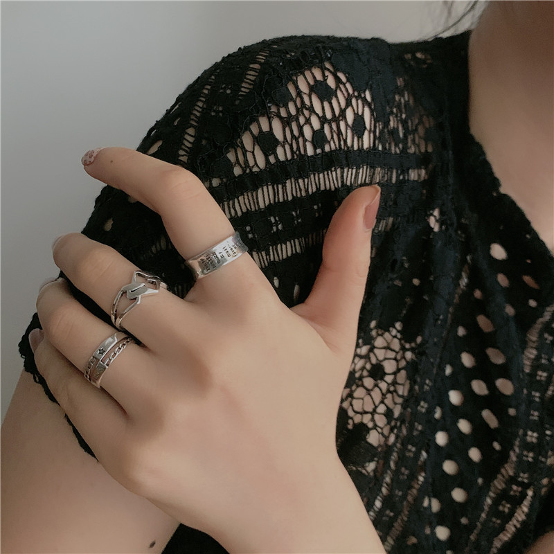 Thailändischer Silber Ring Kreativer Brief Hohler Ring Hip Hop Persönlichkeit Glänzender Ring Zeigefinger Schwanz Ring Einzel Ring Männer Und Frauen display picture 13