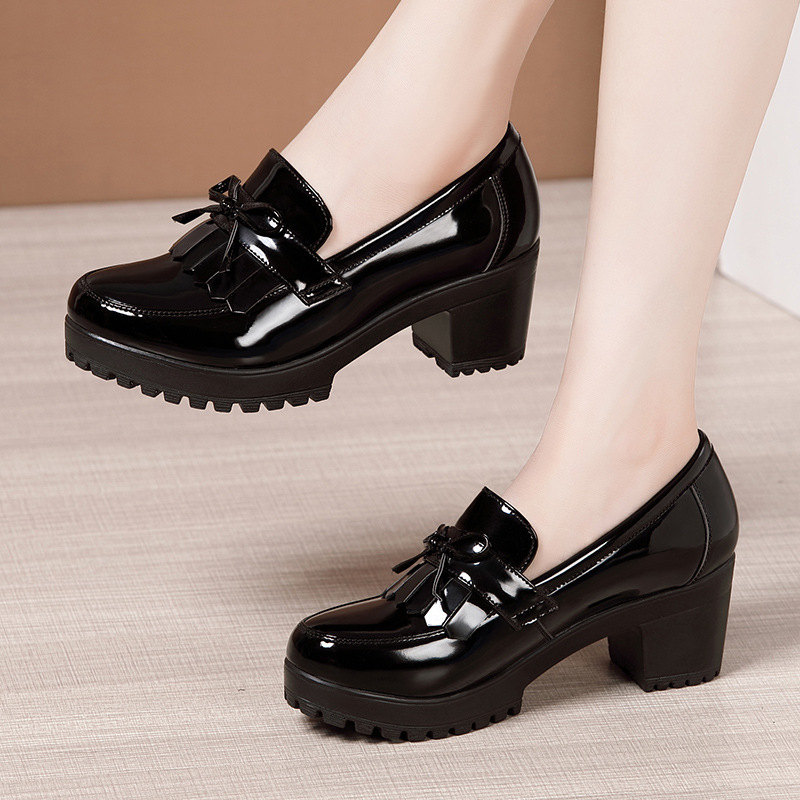 Patent Leather Mid-heel Chunky Heel Shoes Women's Autumn 2020 New Thick-soled Waterproof Platform British Style Fashionable Large Size Leather Shoes