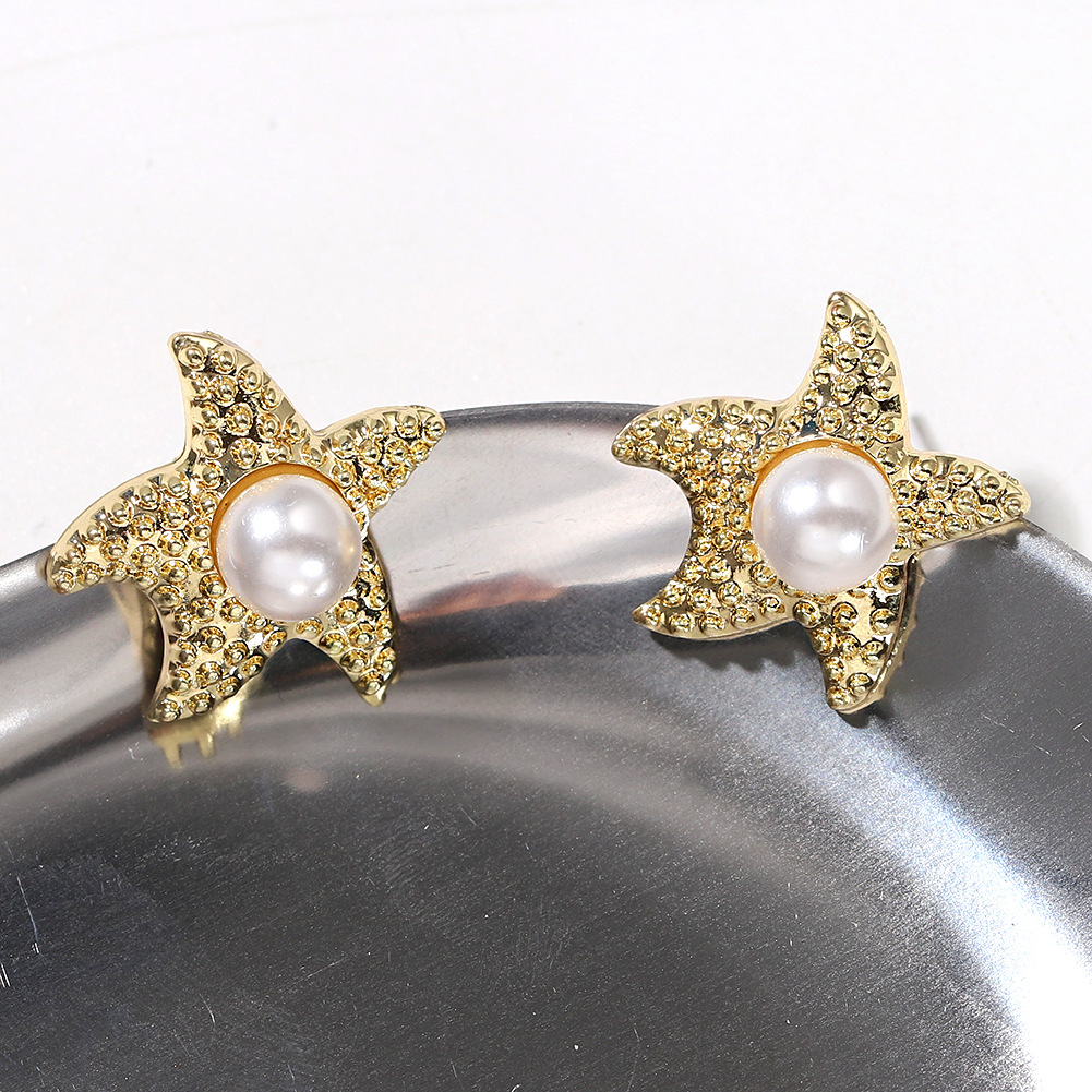 Pure White Pearl Inlaid Starfish Shell Ocean Series Earrings  Wholesale display picture 6