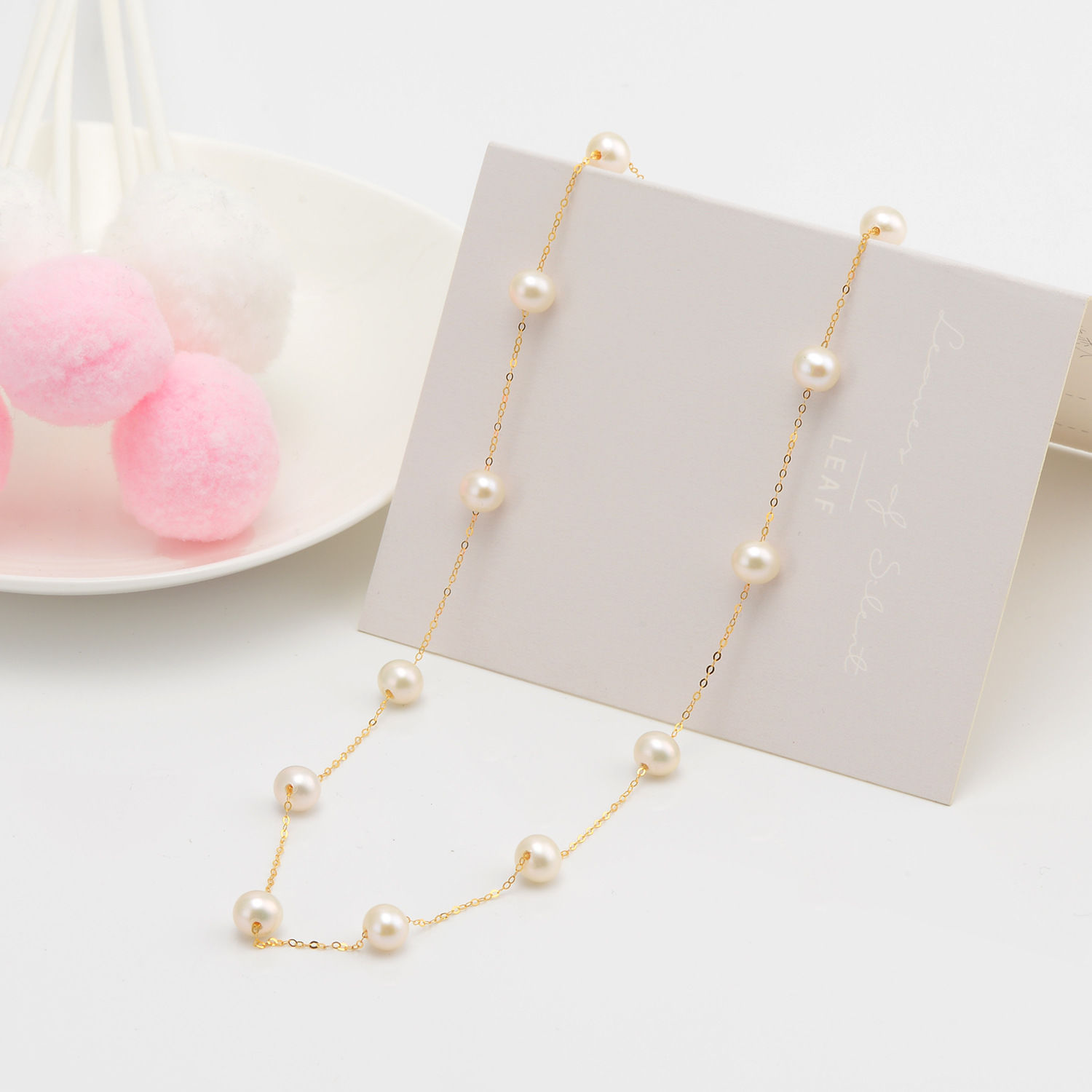 Solid Color Pattern Freshwater Pearl Sterling Silver Solid Color Necklace