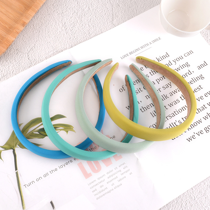Einfaches Reines Farbiges Schwammstirnband display picture 1