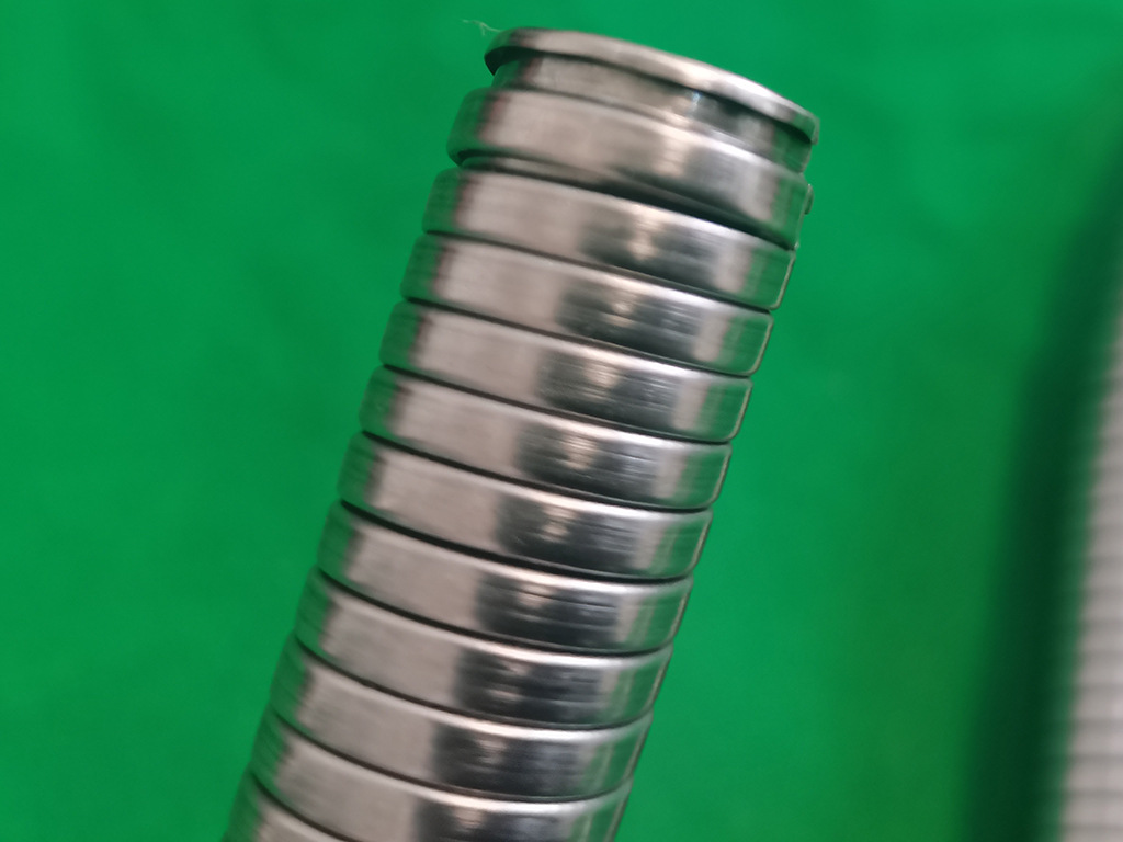 Double hook 304 Stainless steel Wear line Metal Hose Sheathing Twill Stainless steel Metal wire protect corrugated pipe