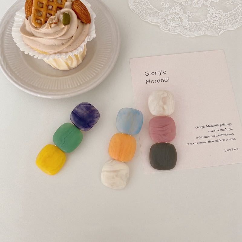 O1CN01GztrVr1fPaTGv3FT9_!!7472