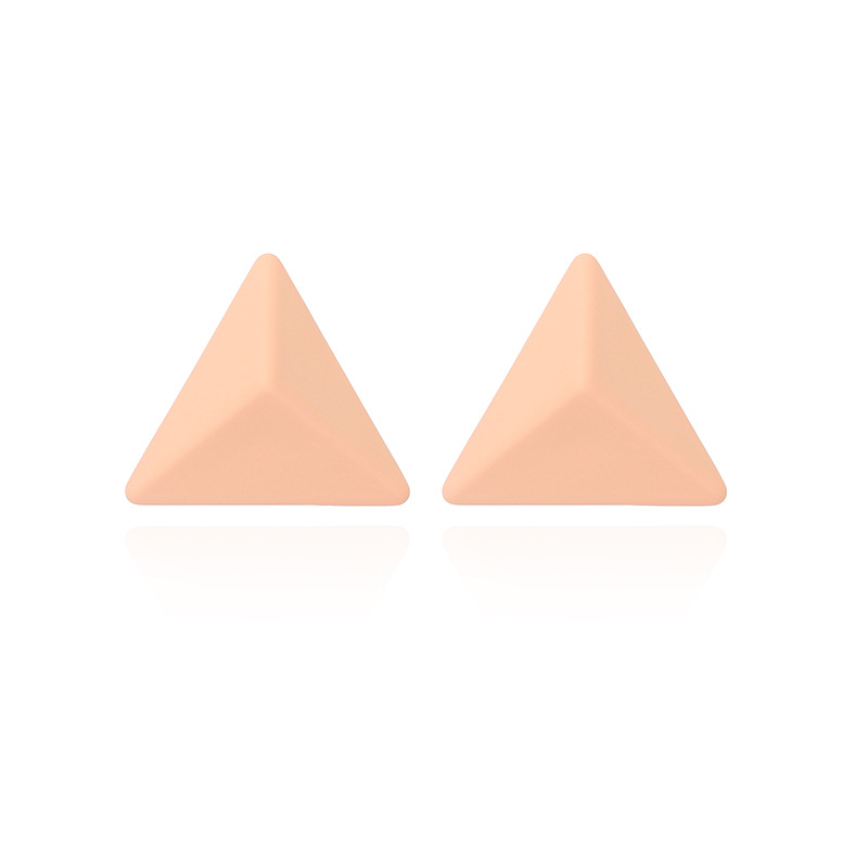 New Style Purple Geometric Triangle Earrings Summer Bright Temperament Earrings Wholesale Nihaojewelry display picture 4