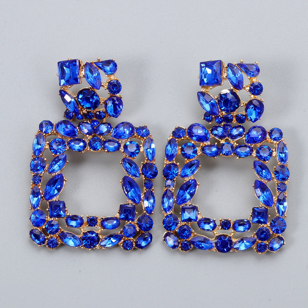 Inlaid Full Diamond Earrings display picture 12