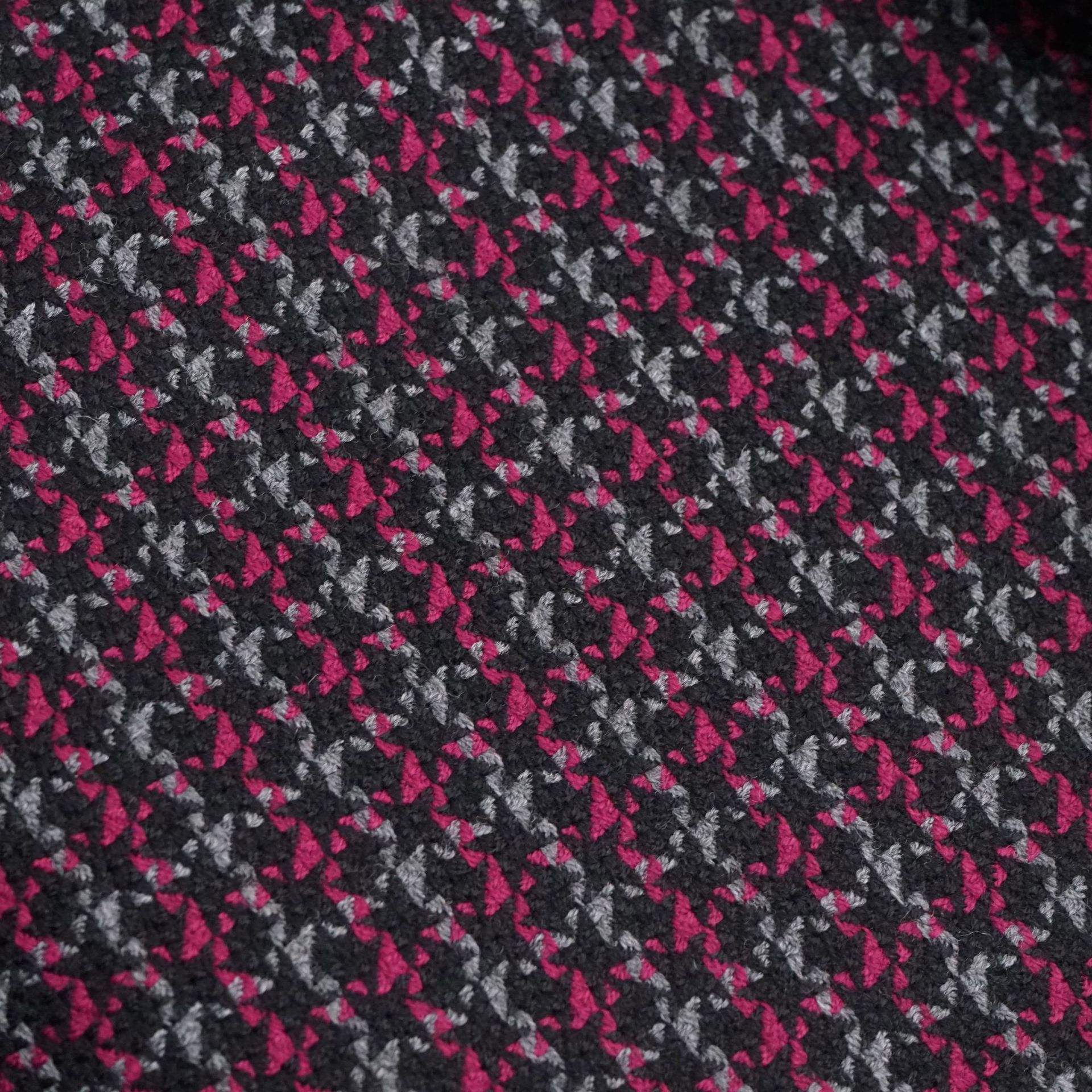 Autumn and winter new spot houndstooth wool fashion fabric plain…