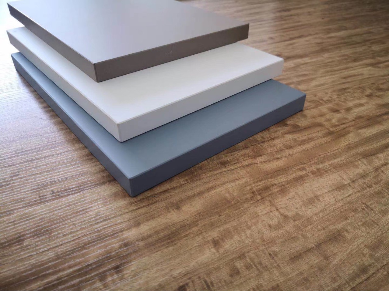 鋁合金白色方格仿古金屬現代簡約木紋免漆板材實木生態板木板材