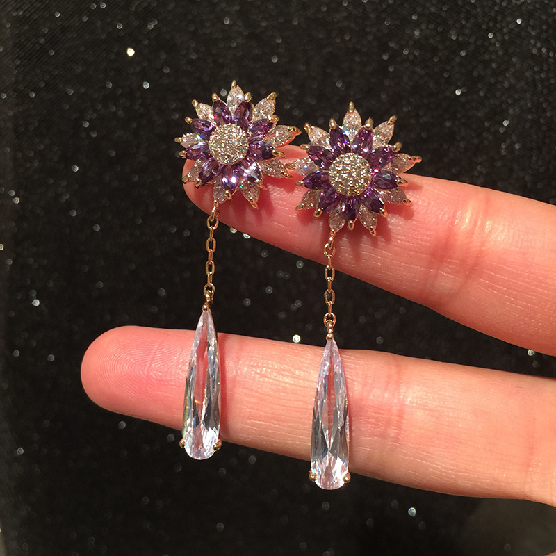 Small Flower Earrings Female Elegant Luxury Micro Inlaid Zircon Long Fringed Water Drop Earrings display picture 9