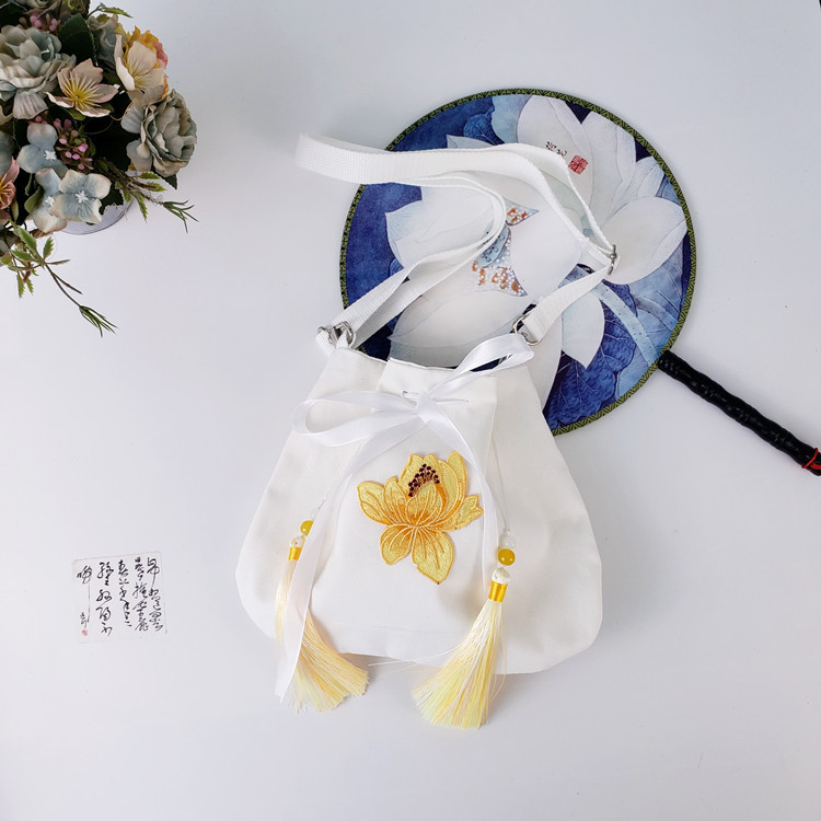 新款莲花刺绣古风汉服包斜跨包中国风流苏包古代荷包配古装女包袋-阿里巴巴