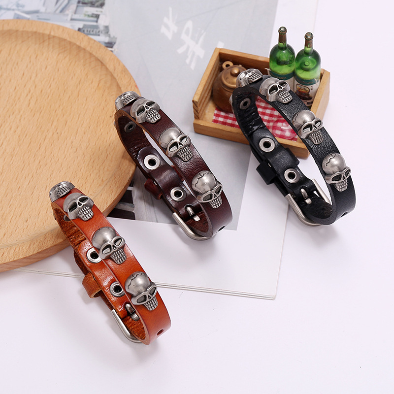 Hot-selling Accessories New Punk Style Skull Leather Trend Men And Women Student Jewelry Bracelet display picture 1