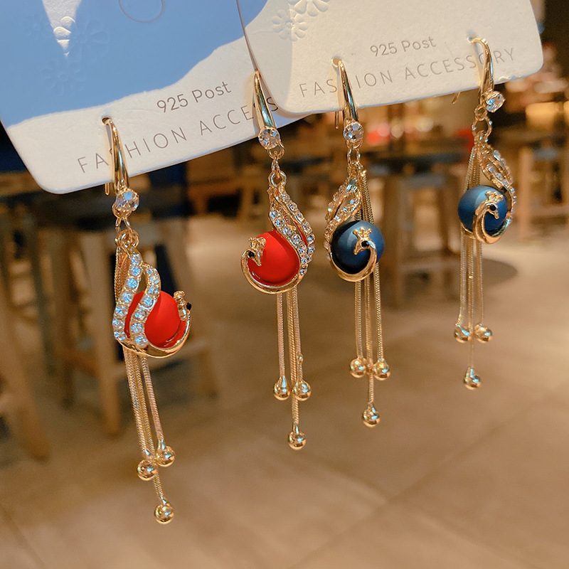 12g Weight No Inlaid Inlay Material Earrings, Ear Studs Classification Wedding, Travel Occasion Alloy Material Geometric Pattern Women'S Gender Plating Design Fashion Style Red, Blue Color Fashion Geometric Plating Alloy No Inlaid Drop Earrings 无