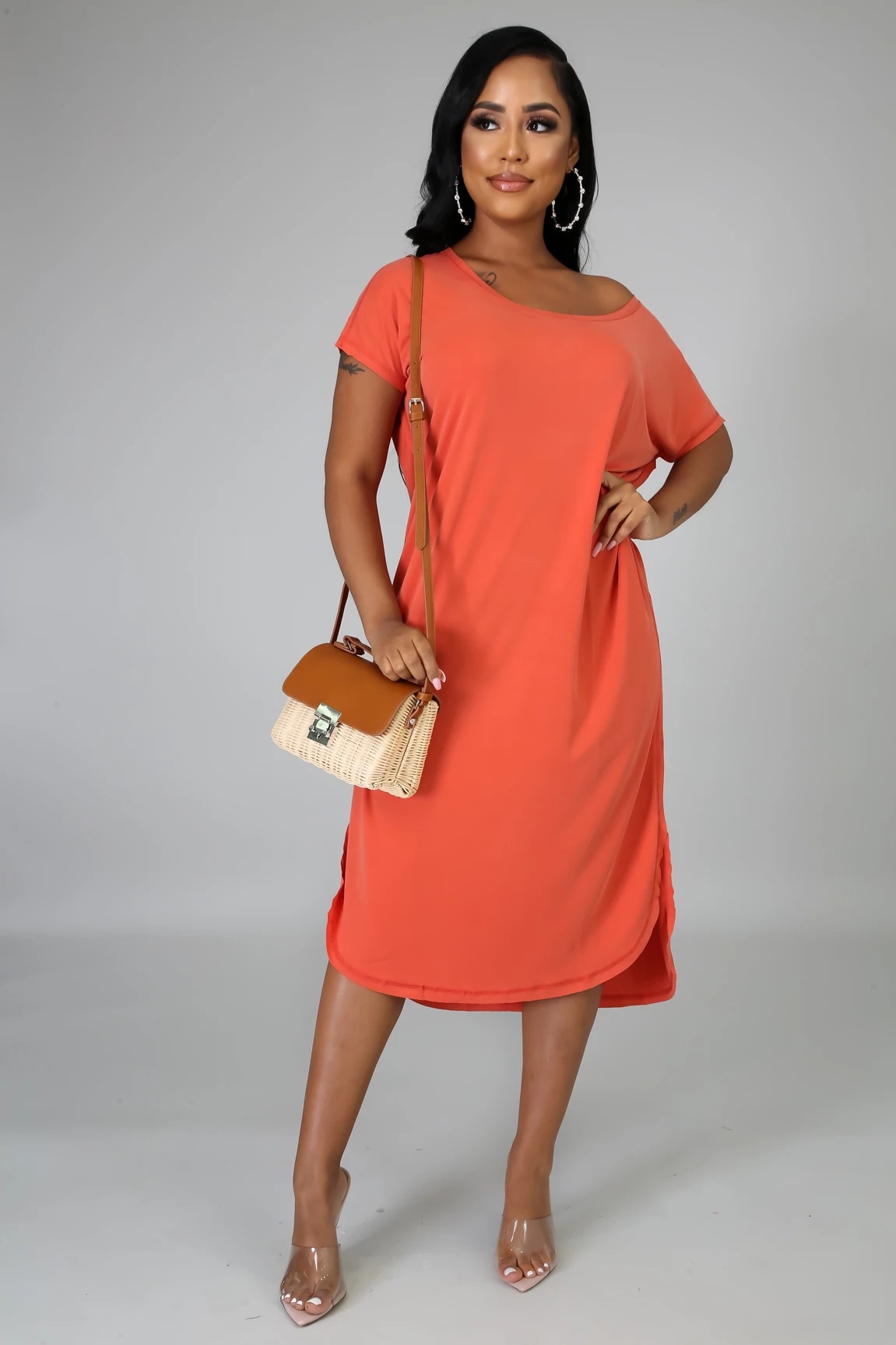 Solid Color Short Sleeve Oblique Shoulder Dress NSXHX99240