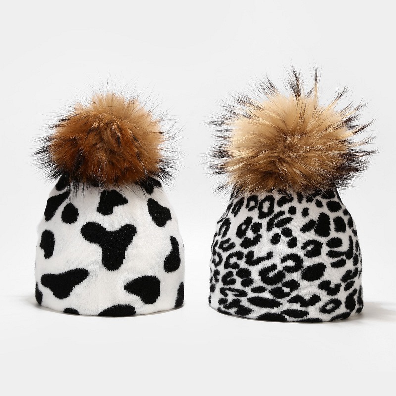 170g Weight Wool Cap Hats Type Casual, Outdoor, Daily Occasion Acrylic Material Women's Basic Retro Cow Pattern Leopard Pom Poms Eaveless Wool Cap