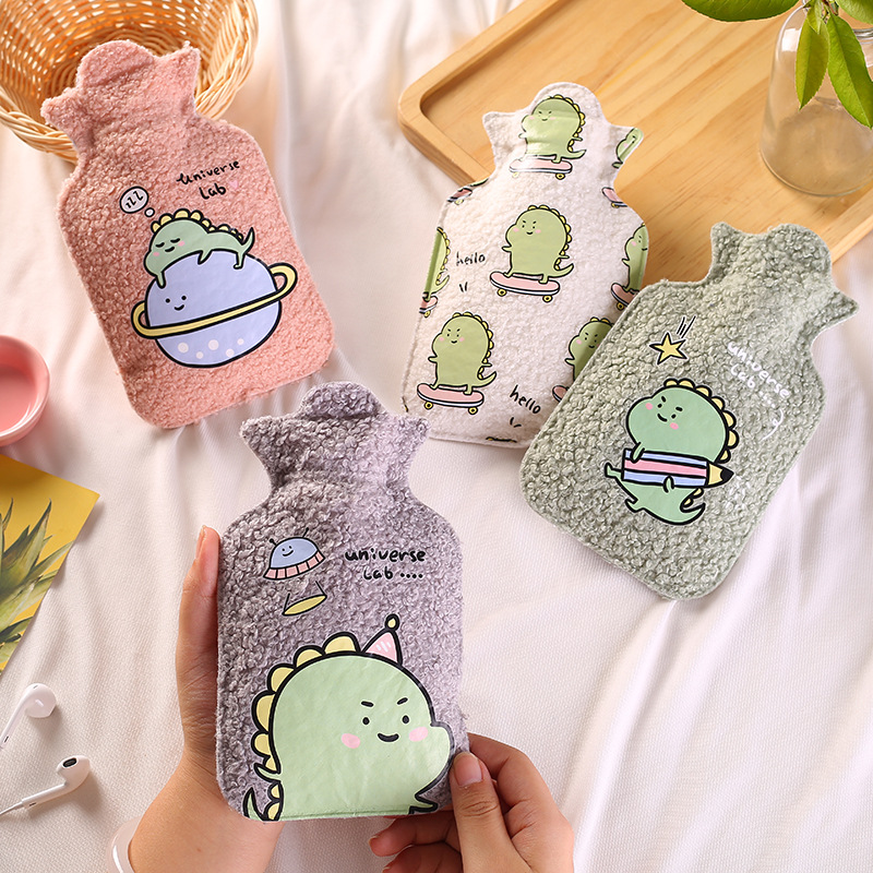 Plush lovely Hot water bottle trumpet Cartoon portable student Water Hot water bottle Warm handbags Warm baby