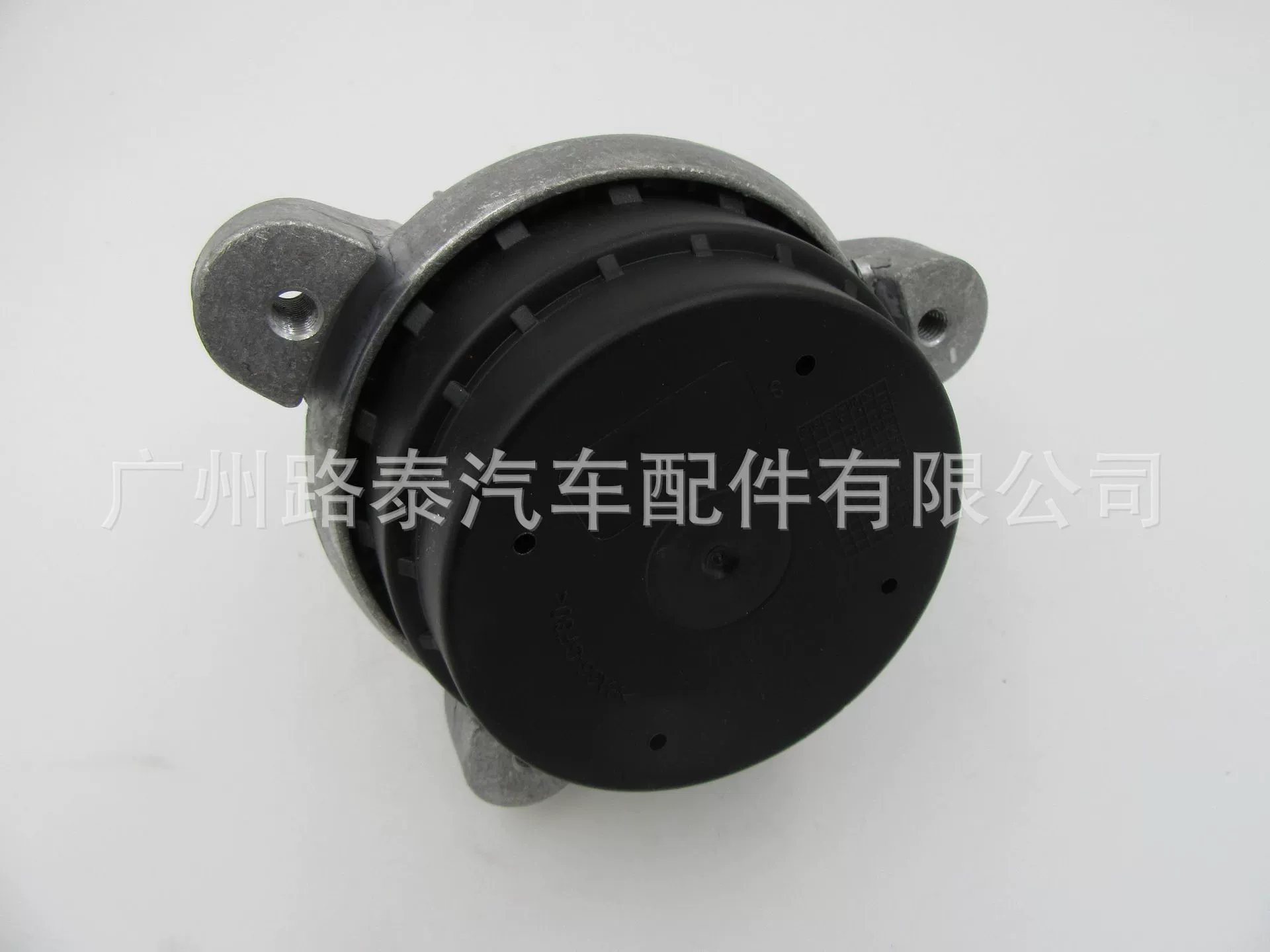 "Suitable for F10 528i 2012-16 left and right front engine motor bracket 22117935149"