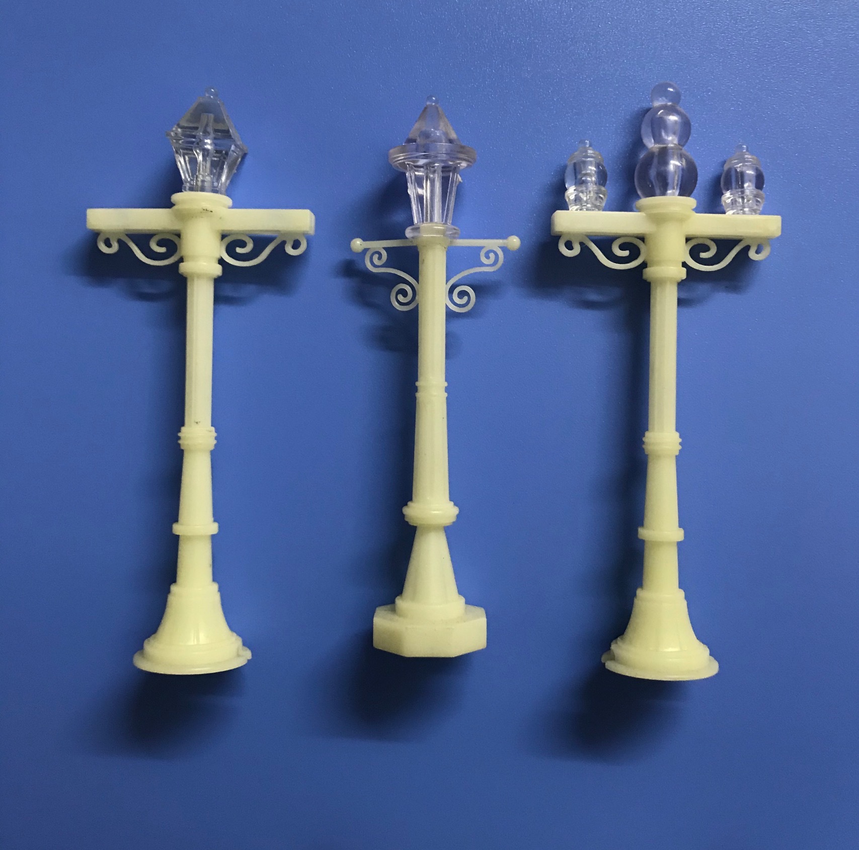 工厂直销批发工艺品塑胶配件 塑胶灯杆灯罩