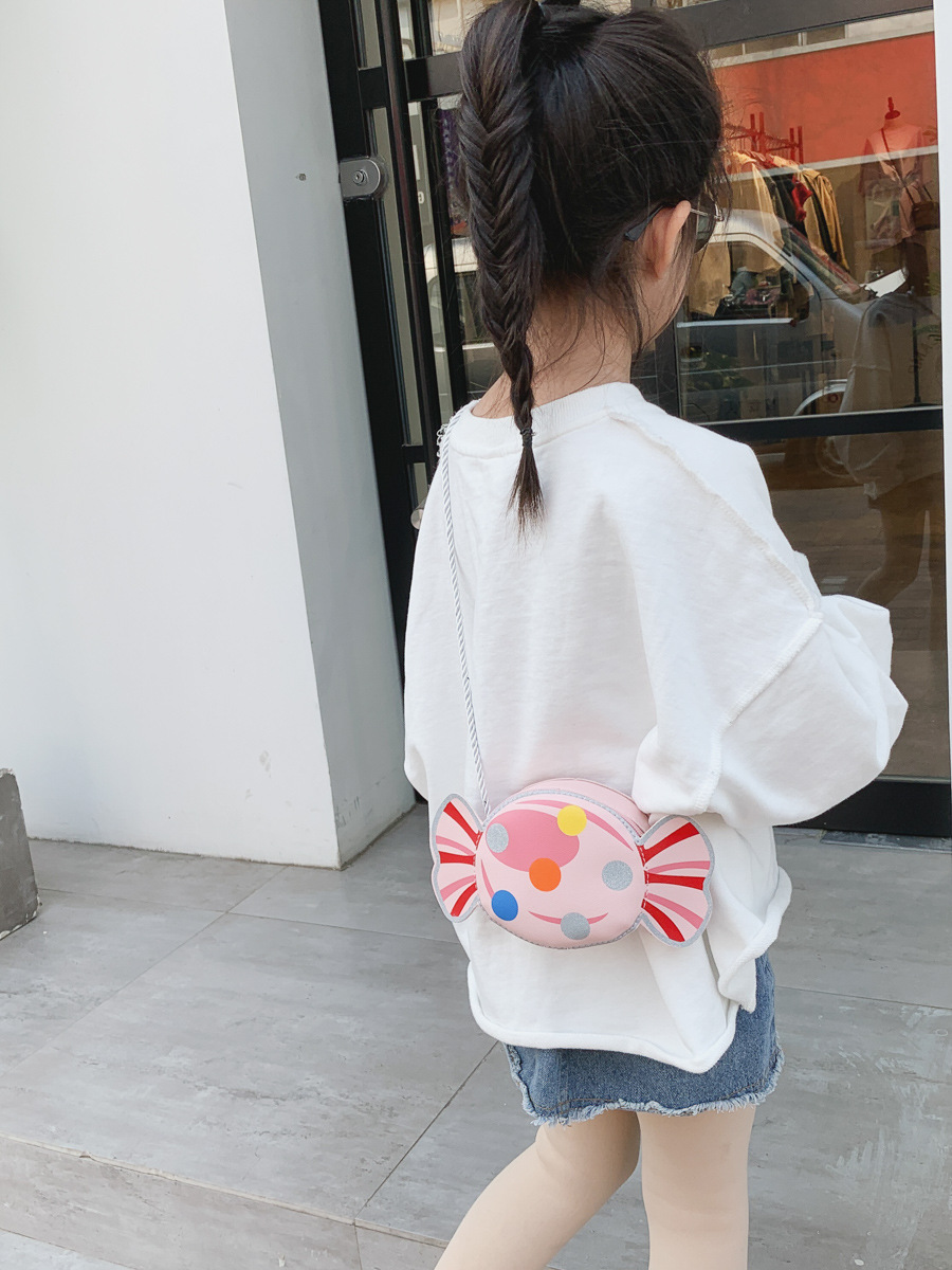 Girl's Small Pu Leather Polka Dots Cute Zipper Crossbody Bag display picture 1